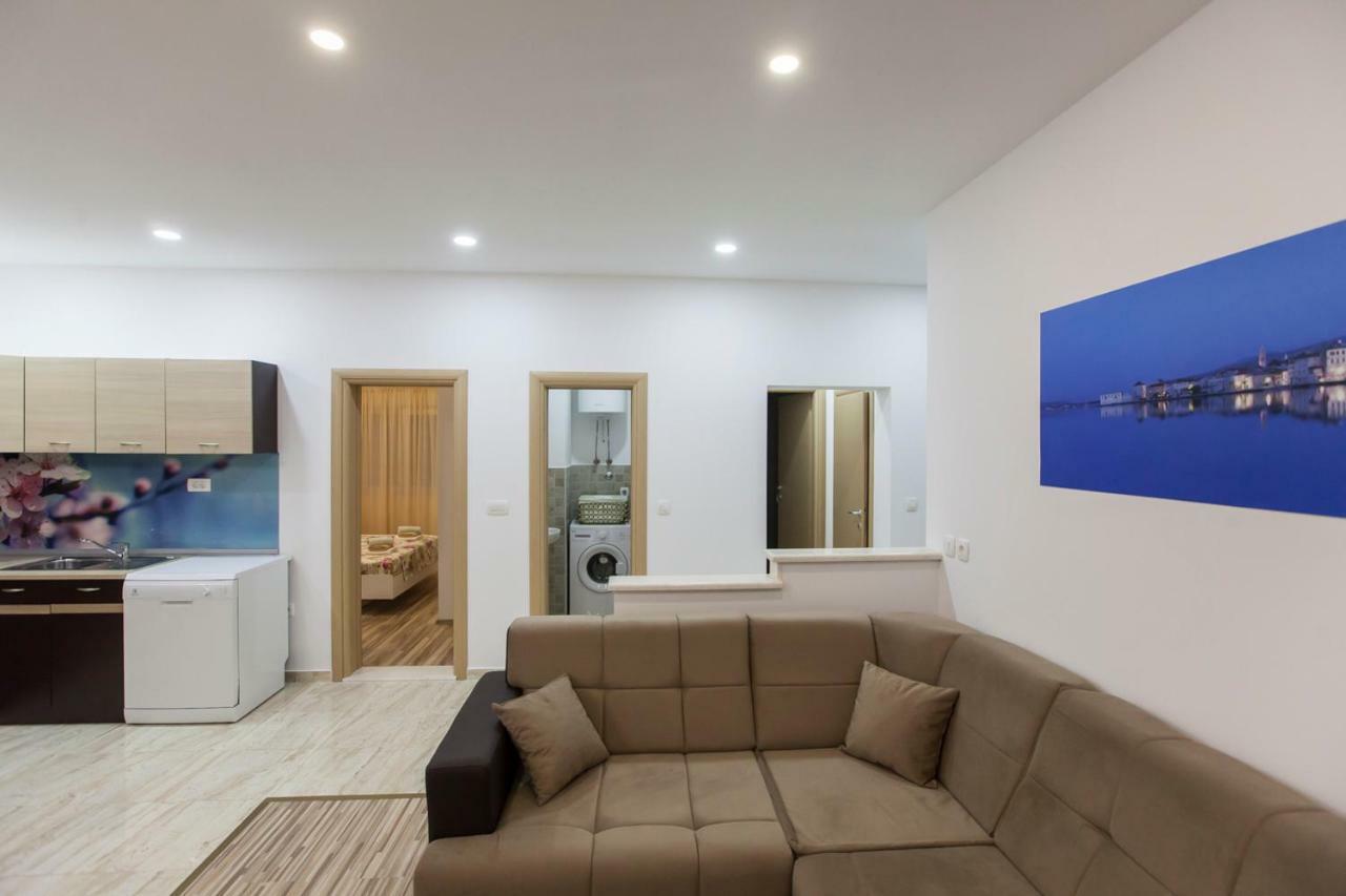 Apartment Dalmatia Kaštela 외부 사진